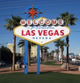 577px-Welcome_to_fabulous_las_vegas_sign